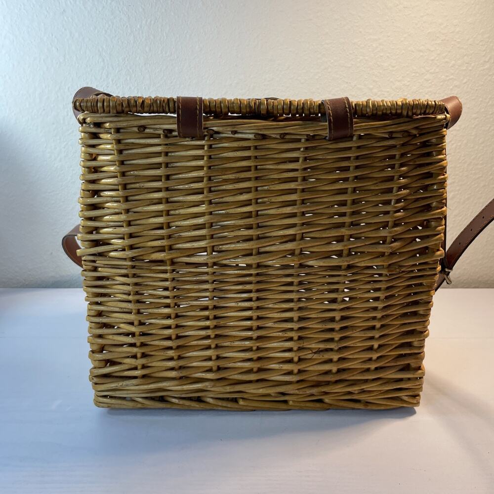 1960s 1970s Wicker Basket Purse Faux Leather Strap Boho Fishing Creel Bag - Picture 8 of 10